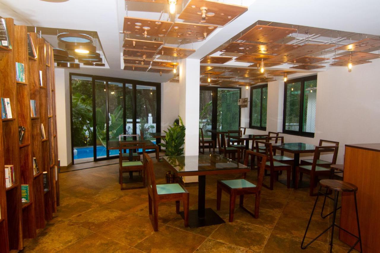 Half Hotel Calangute Kültér fotó